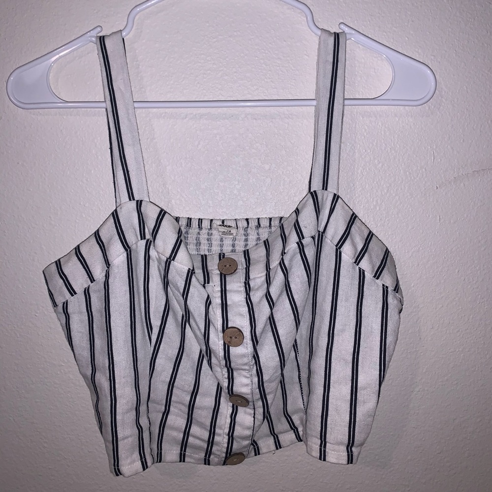 cropped tank top